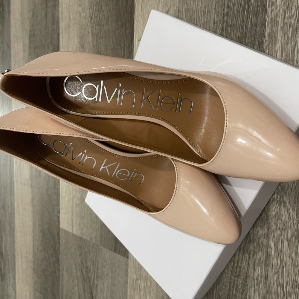 Beautiful pair of heels